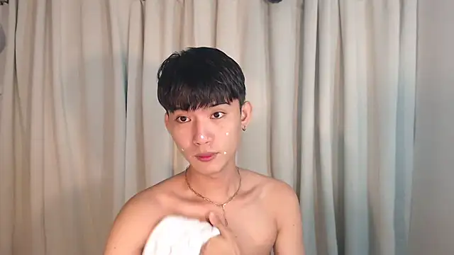 Snapshot of asian_dai chatting on 09-24-25, 09:29 asian dai online show from 09-24-25, 09:29