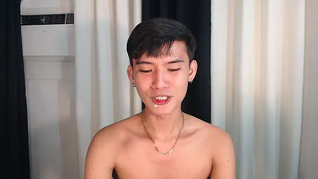 Snapshot of asian_dai chatting on 10-15-25, 09:53 asian dai online show from 10-15-25, 09:53