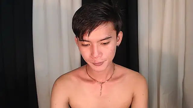 Snapshot of asian_dai chatting on 12-17-25, 10:10 asian dai online show from 12-17-25, 10:10