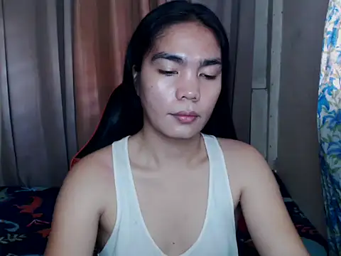 Snapshot of Simple_Martina chatting on 09-29-25, 01:00 Simple Martina online show from 09-29-25, 01:00