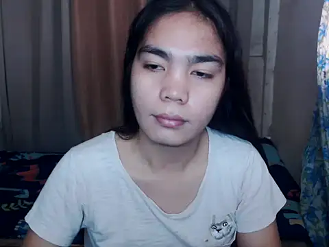 Snapshot of Simple_Martina chatting on 10-14-25, 01:06 Simple Martina online show from 10-14-25, 01:06