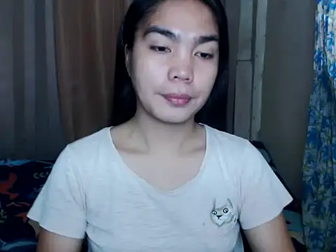Snapshot of Simple_Martina chatting on 10-16-25, 02:01 Simple Martina online show from 10-16-25, 02:01