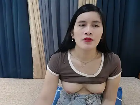 Snapshot of pinay_amaliax chatting on 11-14-25, 09:52 pinay amaliax online show from 11-14-25, 09:52