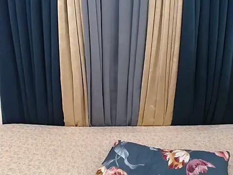 Snapshot of pinay_amaliax chatting on 01-09-26, 12:19 pinay amaliax online show from 01-09-26, 12:19