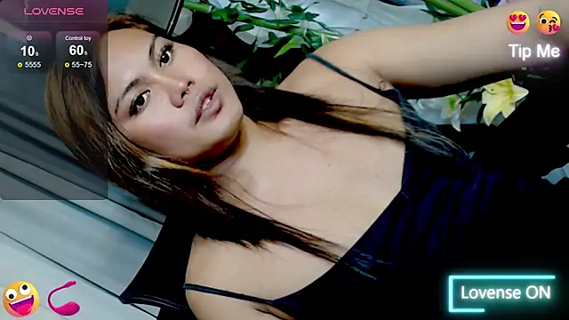 Snapshot of ts_catalheya14 chatting on 10-19-25, 12:39 ts catalheya14 online show from 10-19-25, 12:39