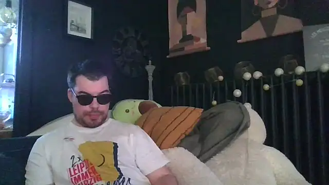 Balthier10 online show from 03-19-26, 03:49