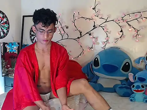 good boy in bed online show from 12-04-25, 12:36