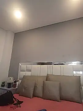 Eva Johnss online show from 07-28-26, 10:43