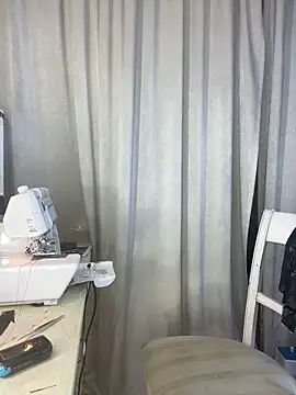 RosieBlossom online show from 10-29-25, 04:09