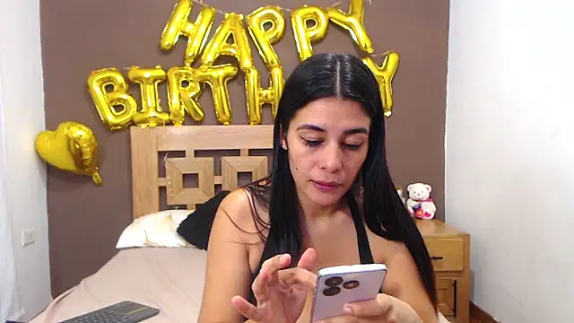 Snapshot of ValeSantoDomingo chatting on 02-03-26, 10:37 ValeSantoDomingo online show from 02-03-26, 10:37