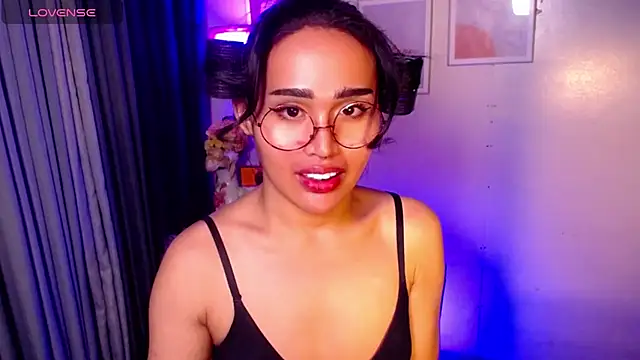 urmidnightcravingsxx online show from 07-01-26, 12:34