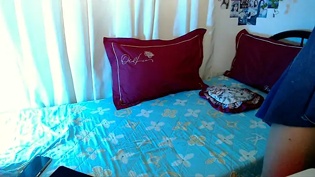 Snapshot of chakababe chatting on 10-18-25, 08:15 chakababe online show from 10-18-25, 08:15