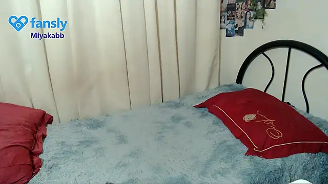 Snapshot of chakababe chatting on 12-17-25, 11:44 chakababe online show from 12-17-25, 11:44