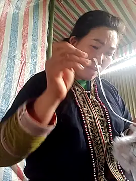 jienrrr online show from 10-28-25, 02:26