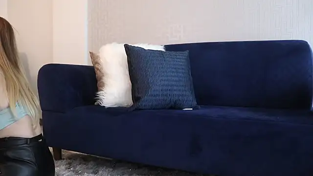 Snapshot of kinkititi chatting on 11-15-25, 07:21 kinkititi online show from 11-15-25, 07:21