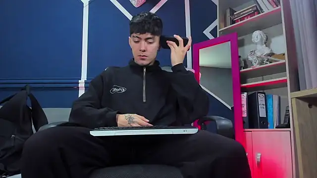 etham wolf  online show from 11-20-25, 12:38