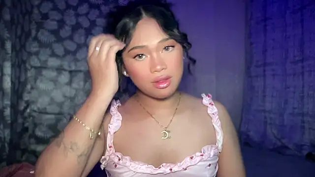 Exotic alyssa69 online show from 04-20-26, 05:37