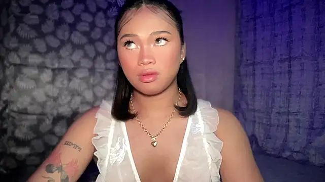 Exotic alyssa69 online show from 04-22-26, 06:20