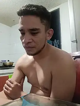 Andreshot911 online show from 10-25-25, 04:42