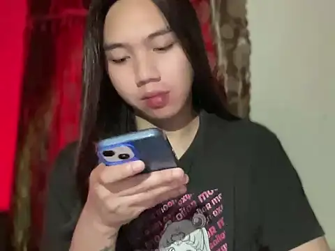 kat mire online show from 12-17-25, 04:57