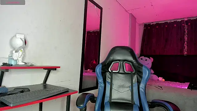 Jostin18 online show from 04-10-26, 05:01