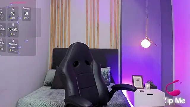 Snapshot of ivy_collins_ chatting on 10-05-25, 09:02 ivy collins online show from 10-05-25, 09:02