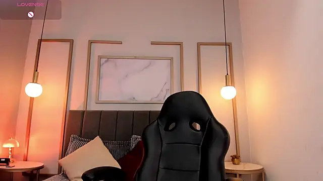 Snapshot of ivy_collins_ chatting on 02-08-26, 08:56 ivy collins online show from 02-08-26, 08:56