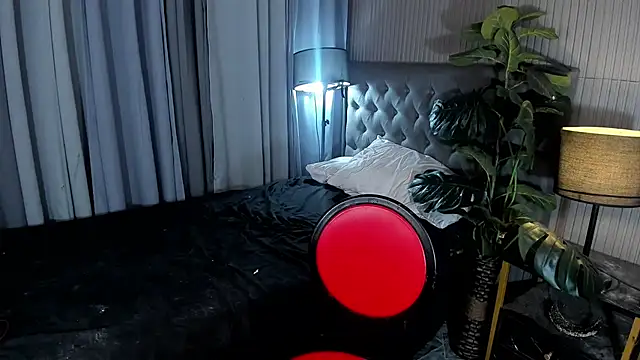 HugeCocoCock online show from 07-15-26, 08:36