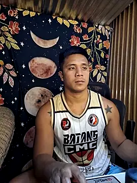 Snapshot of mr_dave chatting on 12-19-25, 10:22 mr dave online show from 12-19-25, 10:22