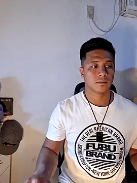 Snapshot of mr_dave chatting on 02-01-26, 03:43 mr dave online show from 02-01-26, 03:43