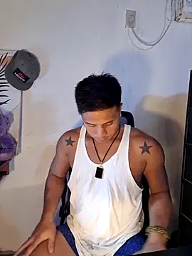 Snapshot of mr_dave chatting on 02-05-26, 01:16 mr dave online show from 02-05-26, 01:16