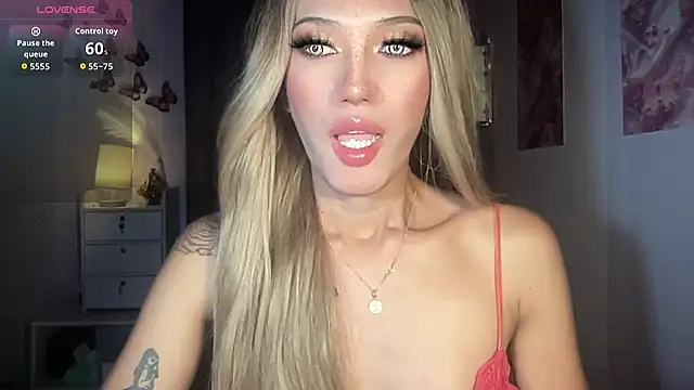 Snapshot of Lust-sluttymira chatting on 02-06-26, 04:54 Lust-sluttymira online show from 02-06-26, 04:54