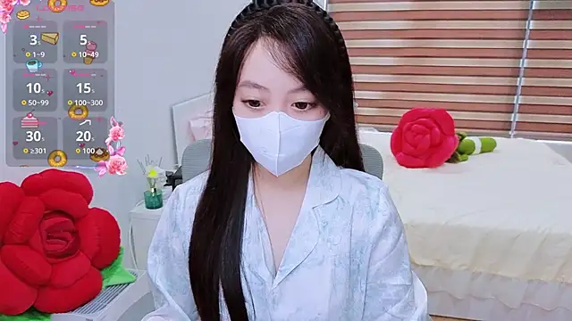 Snapshot of -MinaYoung- chatting on 11-05-25, 08:36 -MinaYoung- online show from 11-05-25, 08:36