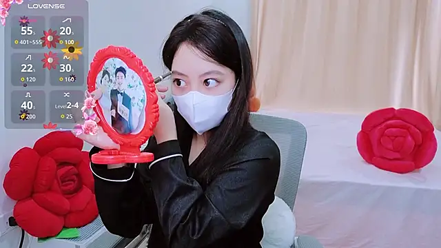 Snapshot of -MinaYoung- chatting on 11-19-25, 02:55 -MinaYoung- online show from 11-19-25, 02:55