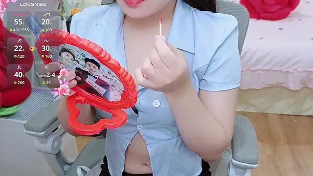 Snapshot of -MinaYoung- chatting on 11-30-25, 08:07 -MinaYoung- online show from 11-30-25, 08:07