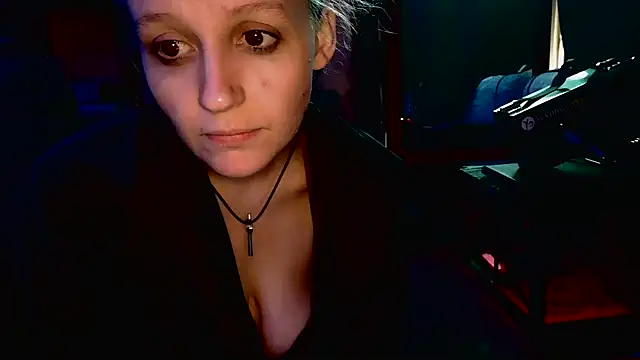 Snapshot of meateater74553 chatting on 09-19-25, 04:29 meateater74553 online show from 09-19-25, 04:29