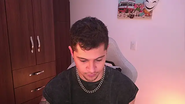 domsantiago  online show from 11-03-25, 01:29