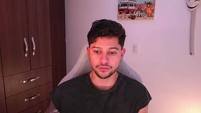 Snapshot of domsantiago_ chatting on 12-22-25, 02:41 domsantiago online show from 12-22-25, 02:41