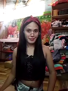 Snapshot of mika_walker chatting on 11-08-25, 02:23 mika walker online show from 11-08-25, 02:23