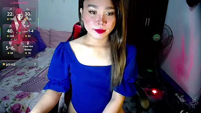 Urassiansweetcummer online show from 01-13-26, 03:12