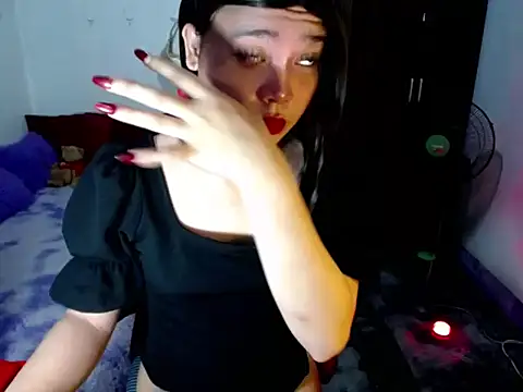 Snapshot of Urassiansweetcummer chatting on 06-23-26, 03:15 Urassiansweetcummer online show from 06-23-26, 03:15