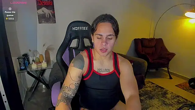 Snapshot of Maximiliano_scoott__ chatting on 02-12-26, 10:27 Maximiliano scoott online show from 02-12-26, 10:27