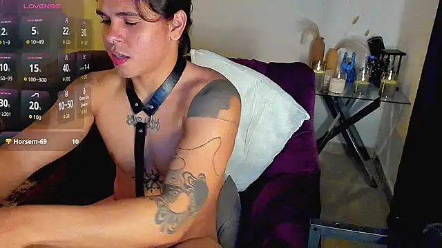 Snapshot of Maximiliano_scoott__ chatting on 03-11-26, 05:46 Maximiliano scoott online show from 03-11-26, 05:46