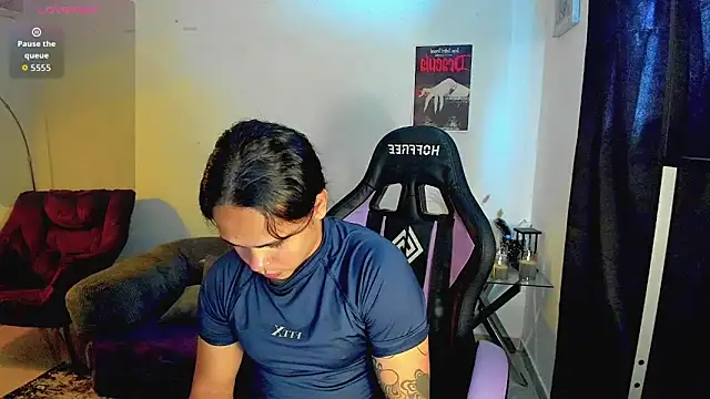 Snapshot of Maximiliano_scoott__ chatting on 03-13-26, 08:37 Maximiliano scoott online show from 03-13-26, 08:37