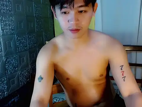 Snapshot of Albertx_Destroyer69 chatting on 12-16-25, 06:35 Albertx Destroyer69 online show from 12-16-25, 06:35