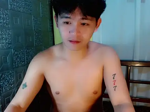 Snapshot of Albertx_Destroyer69 chatting on 01-10-26, 05:04 Albertx Destroyer69 online show from 01-10-26, 05:04