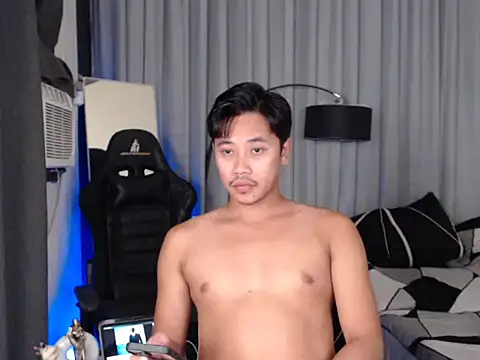 alexsuckable01 online show from 07-18-26, 11:30