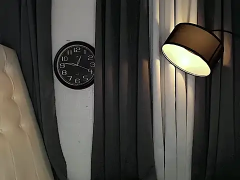 Foxxy Barbie online show from 04-20-26, 06:16