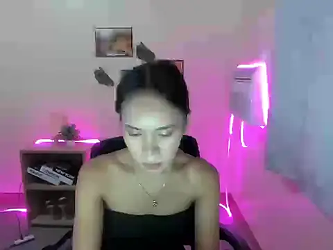 Shindoll online show from 11-05-25, 10:48