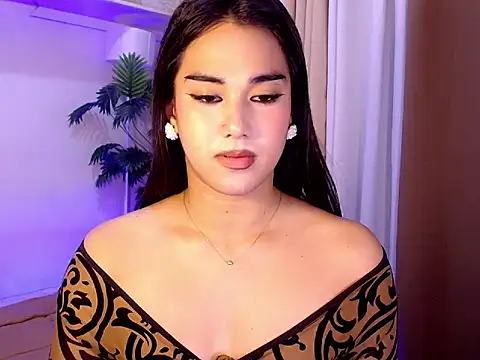Snapshot of magnificent_kitana chatting on 04-30-26, 07:31 magnificent kitana online show from 04-30-26, 07:31